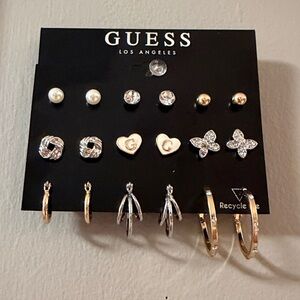 NEW GUESS 9 Earring Set